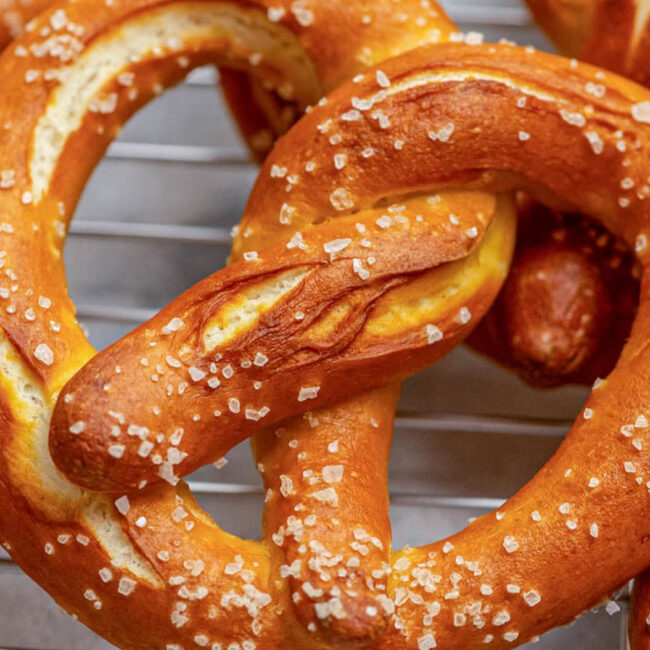 Ev Yapımı Pretzel Simit Tarifi